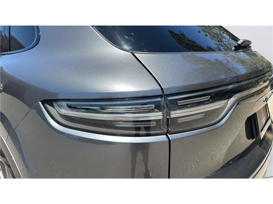 2021 Porsche Cayenne Turbo