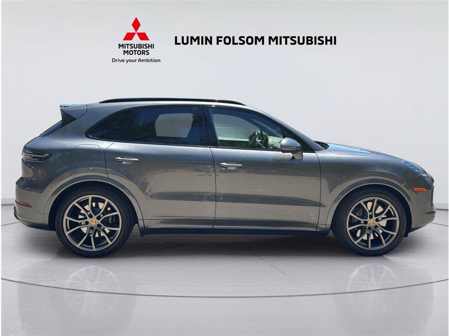 2021 Porsche Cayenne Turbo