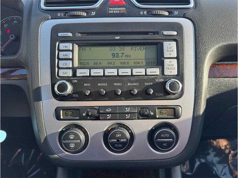 2009 Volkswagen Eos Lux