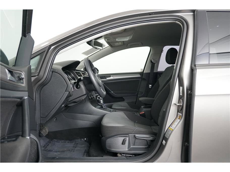 2015 Volkswagen e-Golf Limited Edition