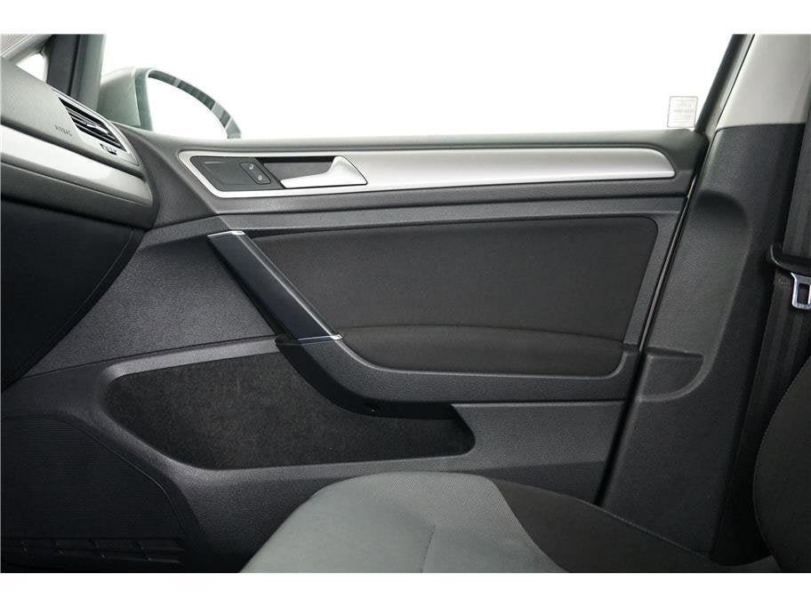 2015 Volkswagen e-Golf Limited Edition