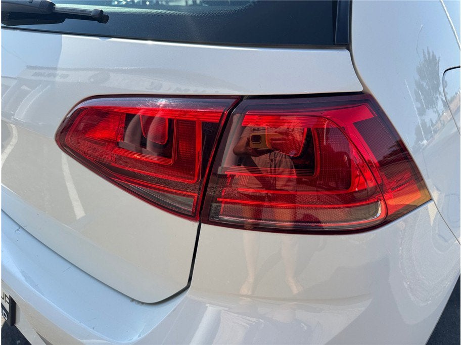 2016 Volkswagen e-Golf SE