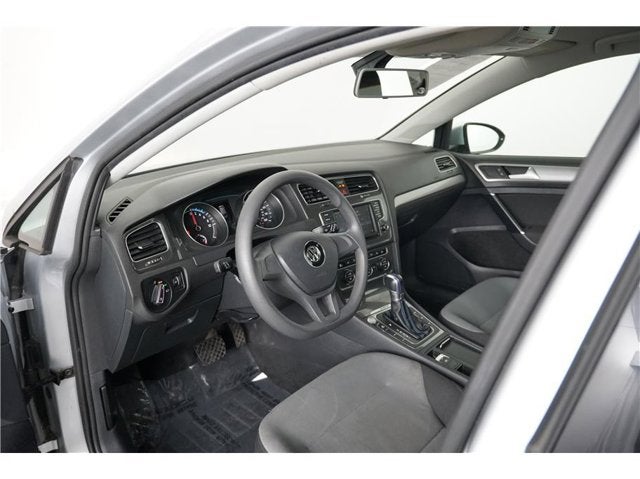 2016 Volkswagen e-Golf SE