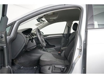 2016 Volkswagen e-Golf SE