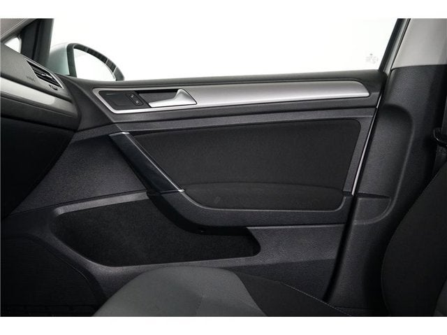 2016 Volkswagen e-Golf SE