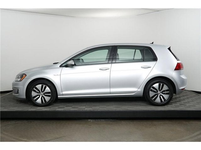 2016 Volkswagen e-Golf SE