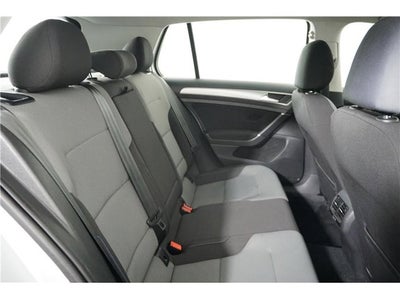 2016 Volkswagen e-Golf SE