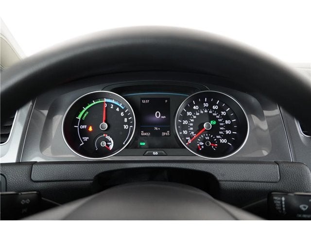 2016 Volkswagen e-Golf SE