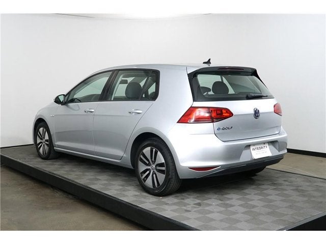 2016 Volkswagen e-Golf SE