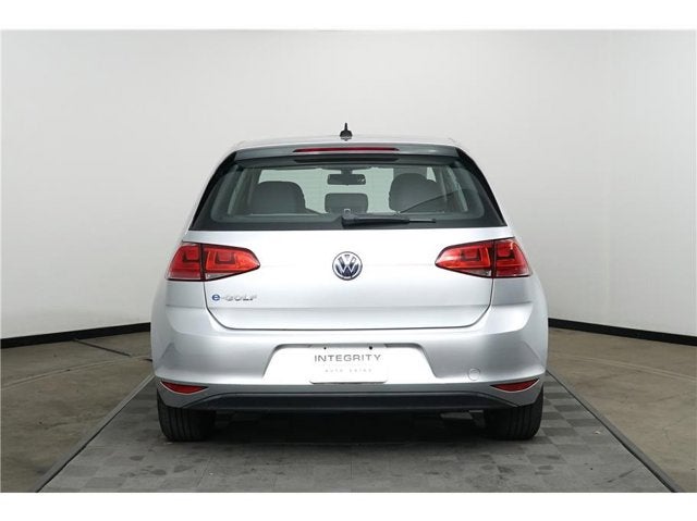 2016 Volkswagen e-Golf SE