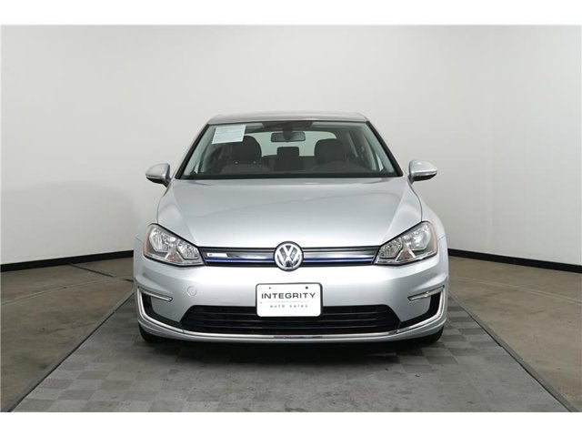 2016 Volkswagen e-Golf SE