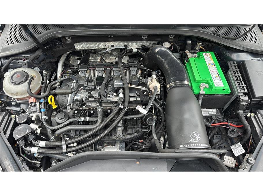 2018 Volkswagen Golf R Hatchback Sedan 4D