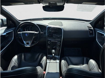 2017 Volvo XC60 R-Design