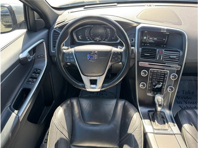 2017 Volvo XC60 R-Design