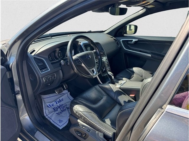 2017 Volvo XC60 R-Design