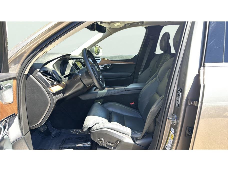 2020 Volvo XC90 Inscription