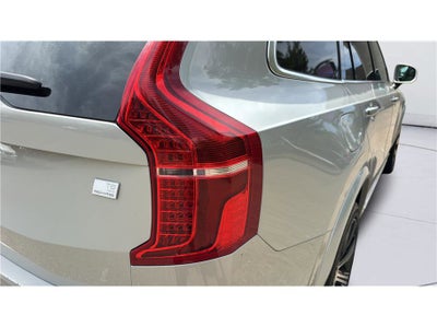 2021 Volvo XC90 T8 Inscription Recharge Plug-In Hybrid Sport Utility 4D