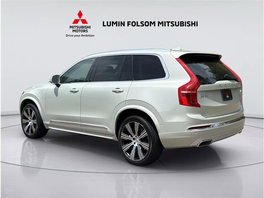 2021 Volvo XC90 T8 Inscription Recharge Plug-In Hybrid Sport Utility 4D