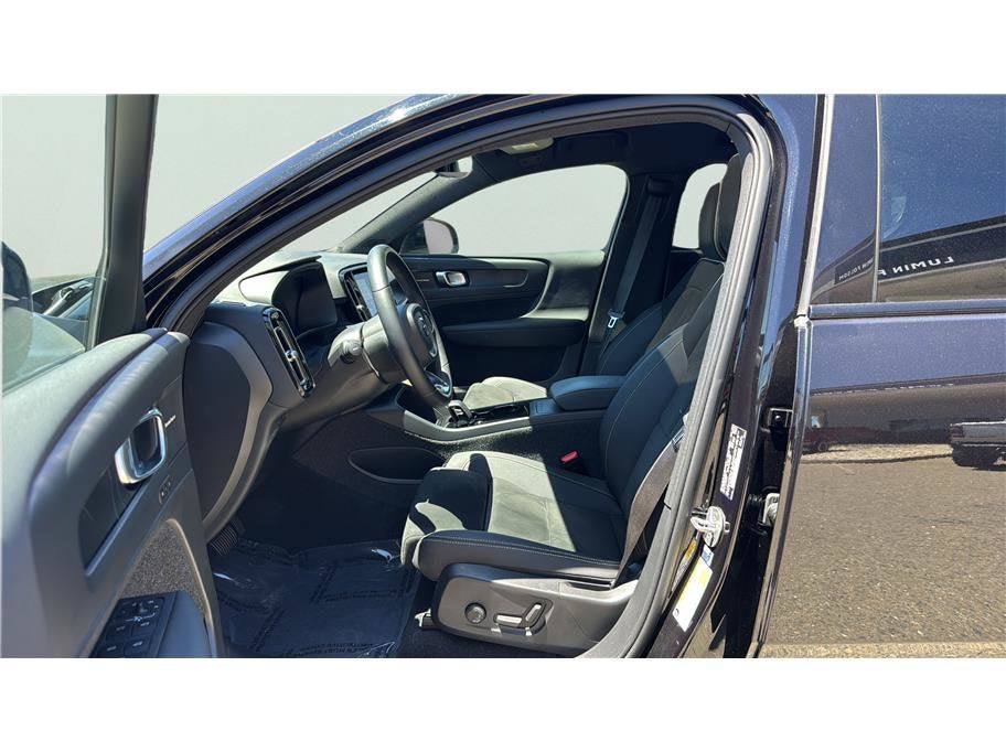 2023 Volvo C40 Recharge Pure Electric Ultimate