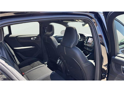 2023 Volvo C40 Recharge Pure Electric Ultimate