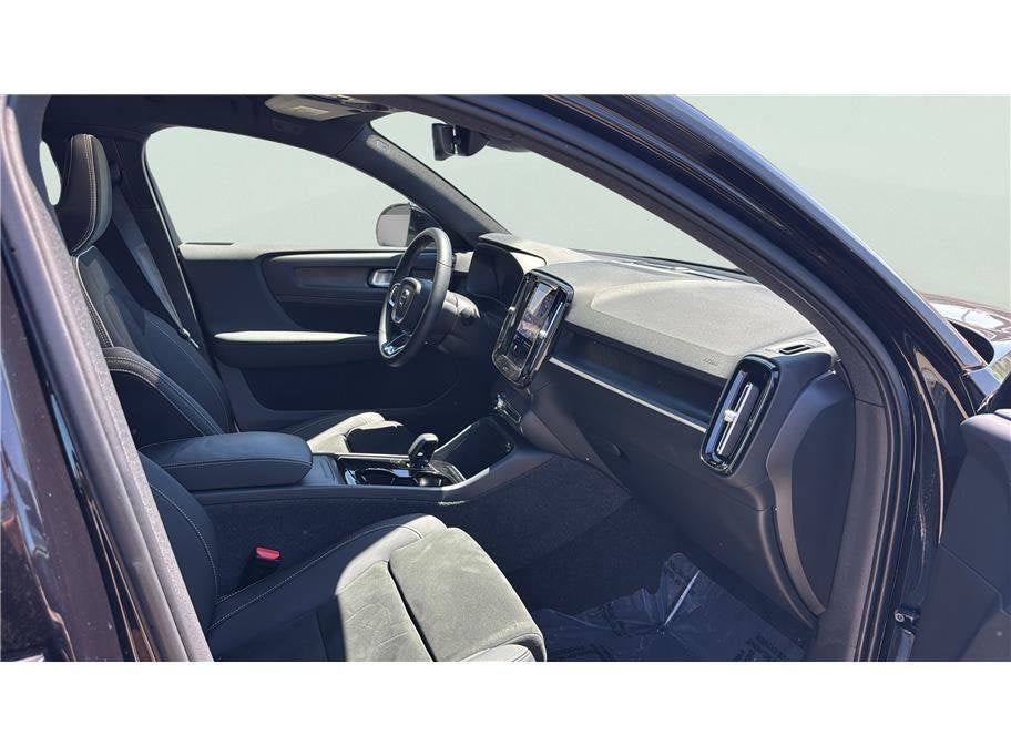 2023 Volvo C40 Recharge Pure Electric Ultimate