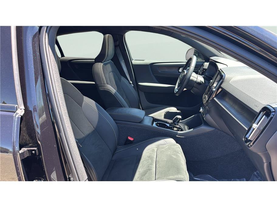 2023 Volvo C40 Recharge Pure Electric Ultimate