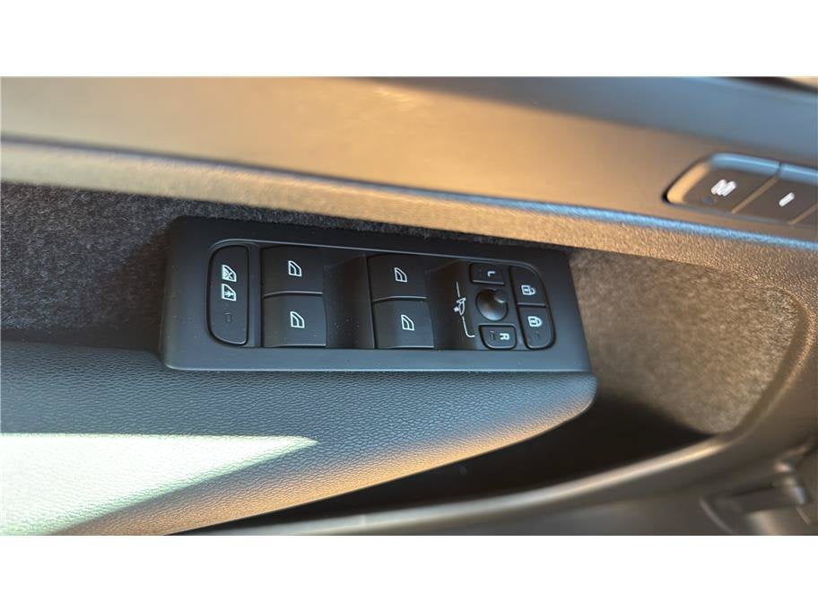 2023 Volvo C40 Recharge Pure Electric Ultimate