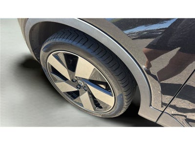 2023 Volvo C40 Recharge Pure Electric Ultimate