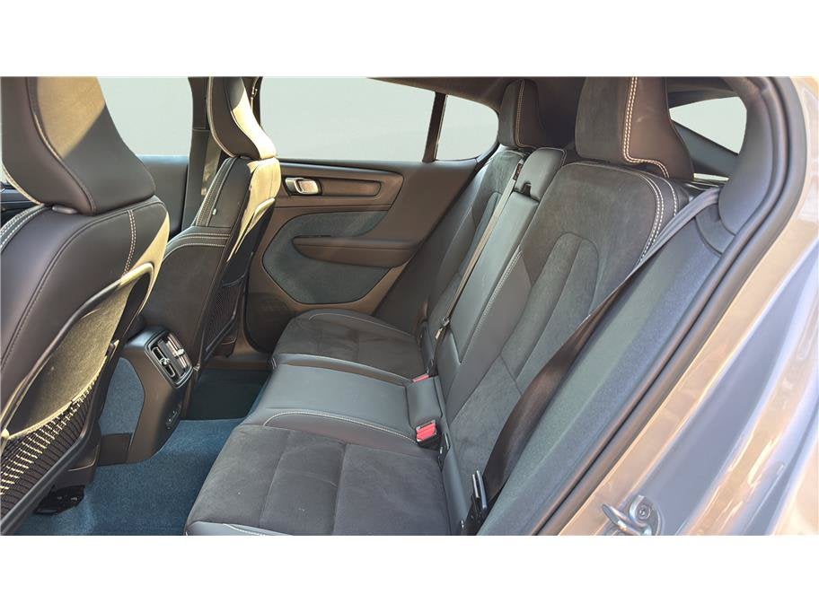 2023 Volvo C40 Recharge Pure Electric Ultimate
