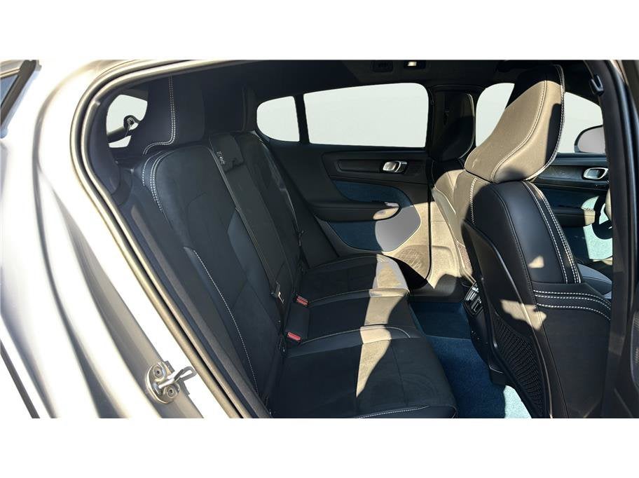 2023 Volvo C40 Recharge Pure Electric Ultimate