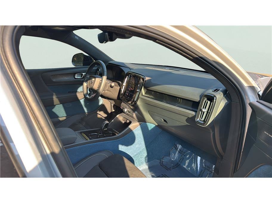 2023 Volvo C40 Recharge Pure Electric Ultimate