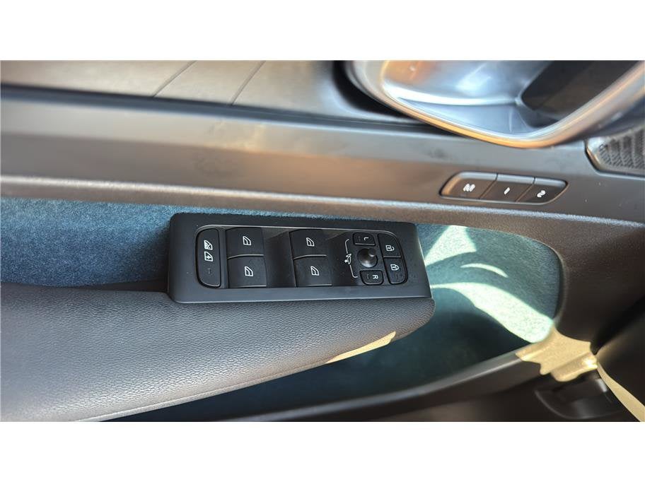 2023 Volvo C40 Recharge Pure Electric Ultimate