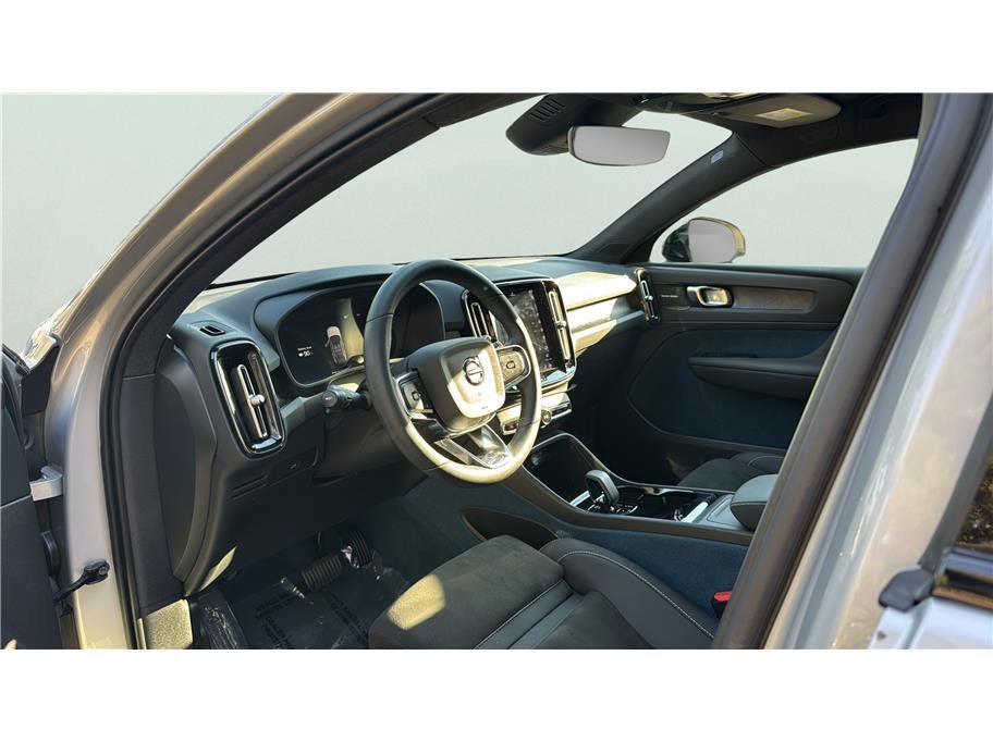2023 Volvo C40 Recharge Pure Electric Ultimate