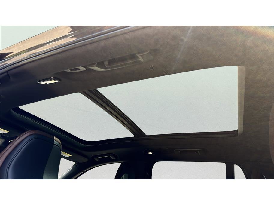 2024 Volvo XC90 Recharge Plug-In Hybrid Plus Bright Theme