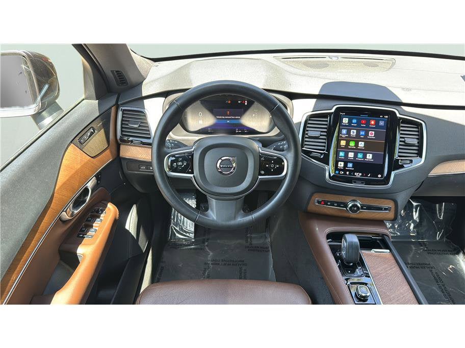 2024 Volvo XC90 Recharge Plug-In Hybrid Plus Bright Theme