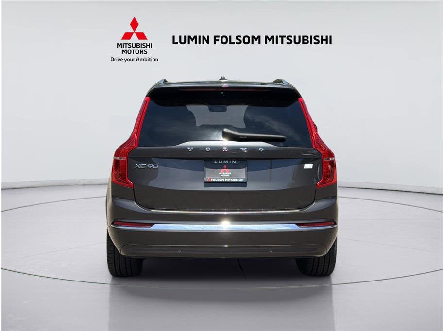 2024 Volvo XC90 Recharge Plug-In Hybrid Plus Bright Theme