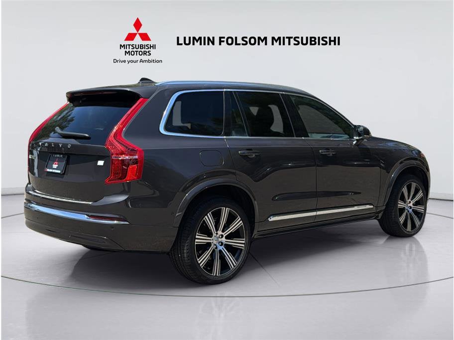 2024 Volvo XC90 Recharge Plug-In Hybrid Plus Bright Theme