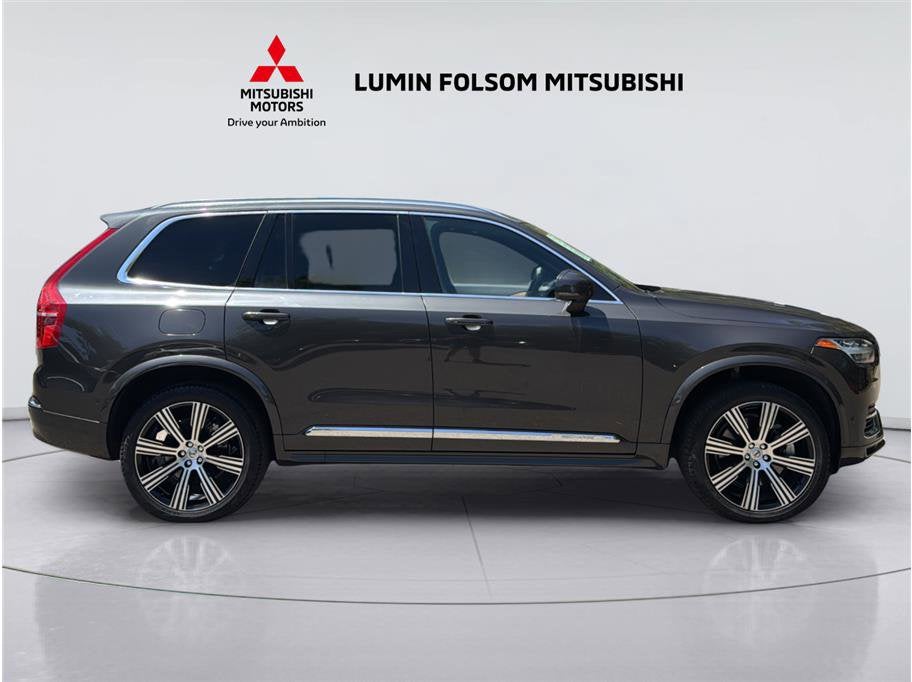 2024 Volvo XC90 Recharge Plug-In Hybrid Plus Bright Theme