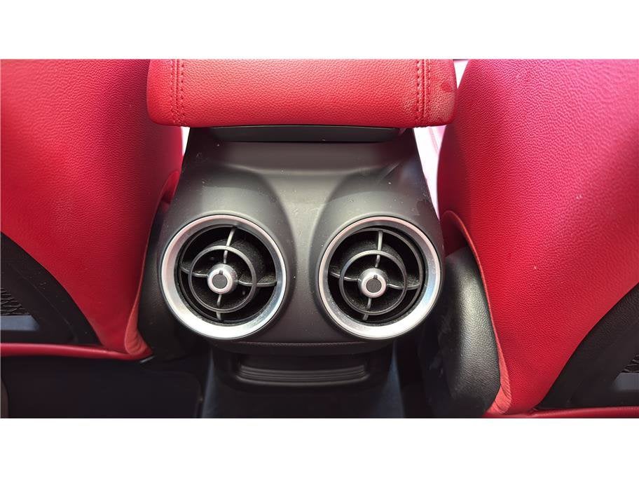 2019 Alfa Romeo Stelvio Sport Utility 4D