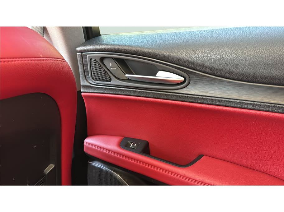 2019 Alfa Romeo Stelvio Sport Utility 4D