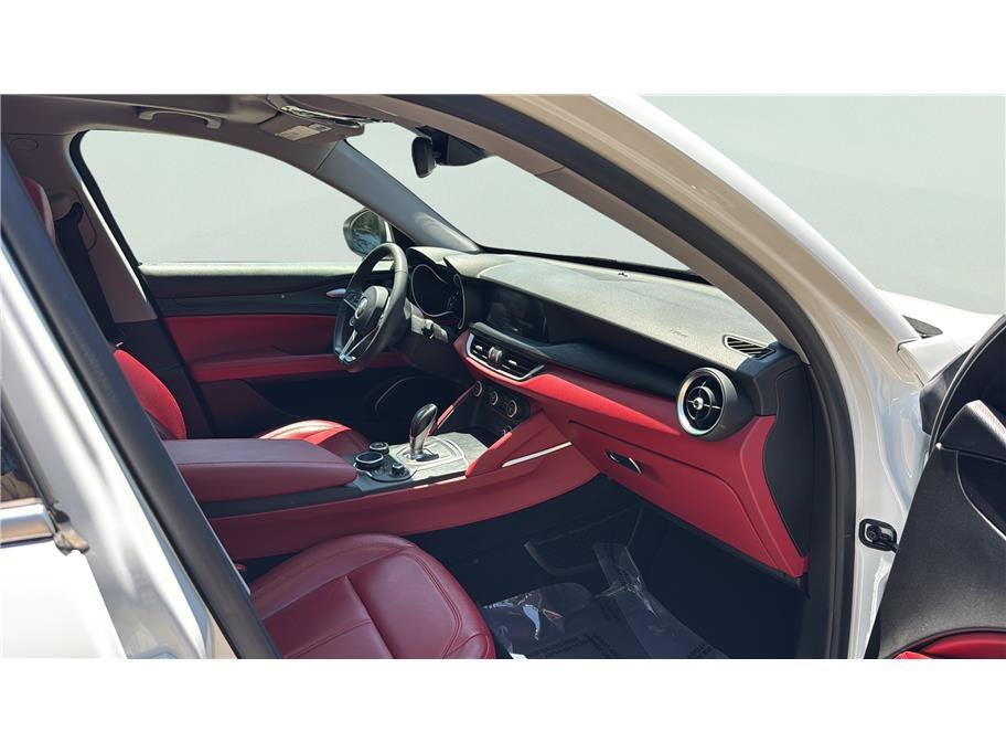2019 Alfa Romeo Stelvio Sport Utility 4D