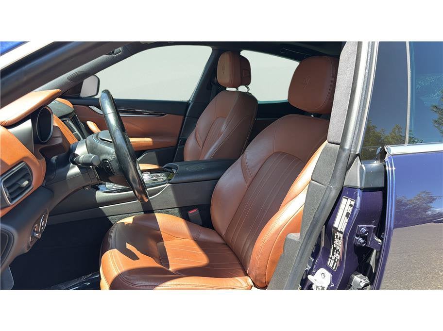 2019 Maserati Levante Sport Utility 4D