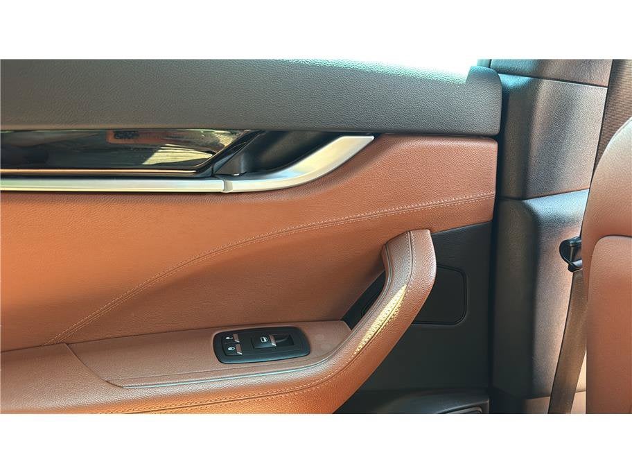 2019 Maserati Levante Sport Utility 4D