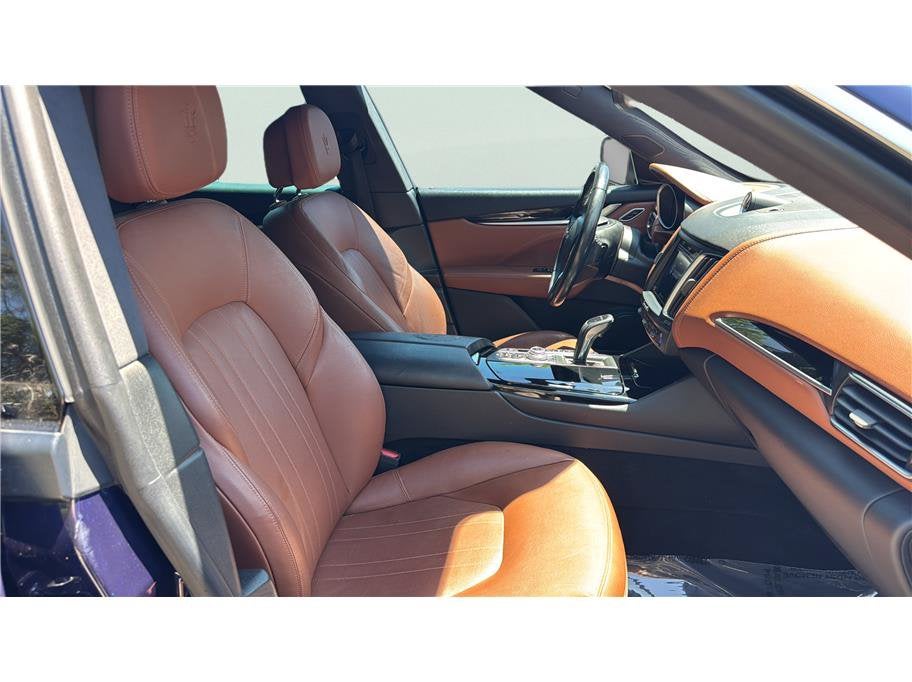 2019 Maserati Levante Sport Utility 4D
