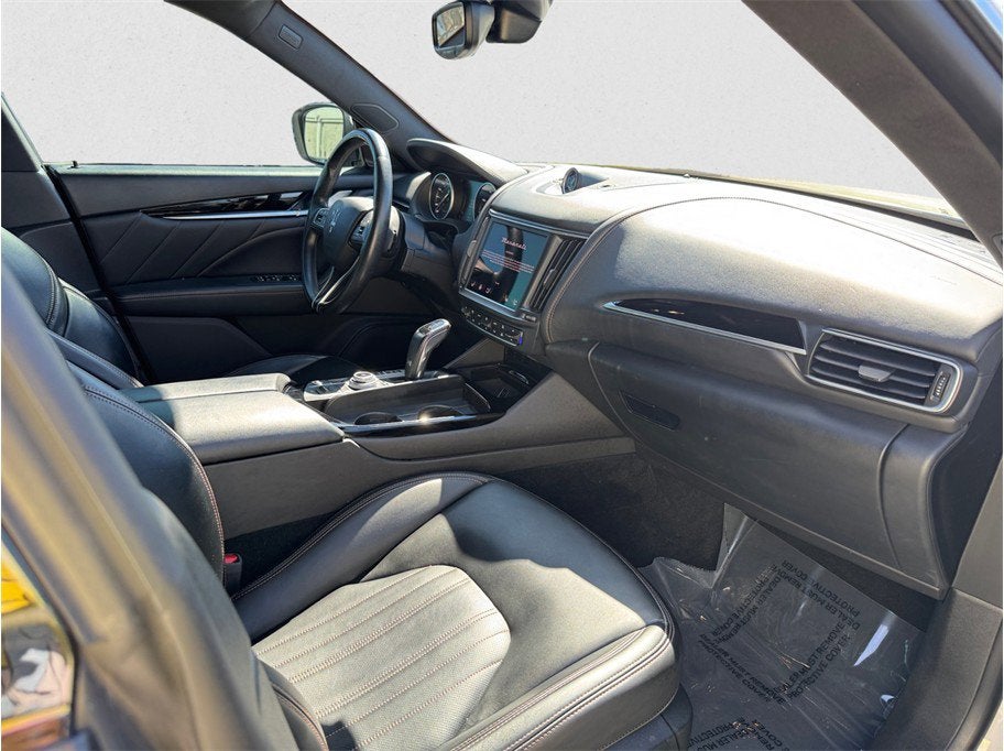 2022 Maserati Levante Modena