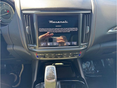 2022 Maserati Levante Modena