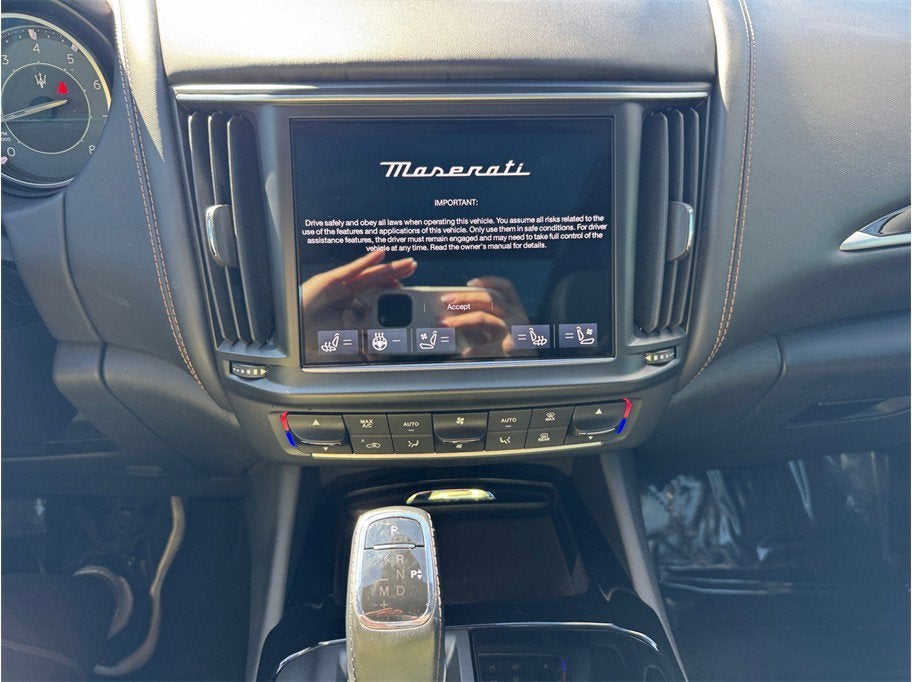 2022 Maserati Levante Modena